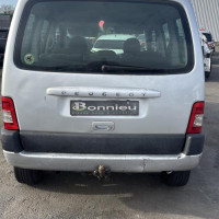Vehicule-PEUGEOT-PARTNER%25201%2520PHASE%25202-2005-38c2ba010f319c5ec7aa38398608b95f7fa7cd23dddcae0a41fc5d493874a035_m.jpg
