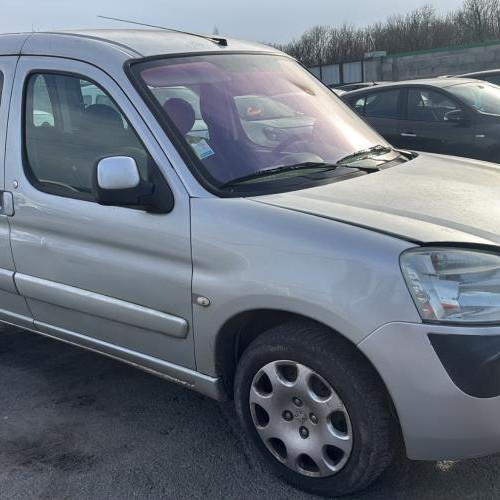 Vehicule-PEUGEOT-PARTNER%25201%2520PHASE%25202-2005-a6b8ed772c89eef02b074456817feff6592964df6b6a432824084880f6407846_m.jpg