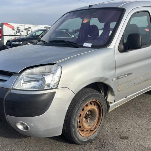Vehicule-PEUGEOT-PARTNER%25201%2520PHASE%25202-2005-a81883cb1596915b7cd090a5f2a1cc3342c50ba4b42cffc3d28bd9e6b201537e_m.jpg