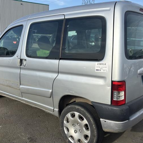 Vehicule-PEUGEOT-PARTNER%25201%2520PHASE%25202-2005-ecaaa1cd91b9fd2169b4281701f84639ea5cb25735bbac5b02eafa55b0613810_m.jpg