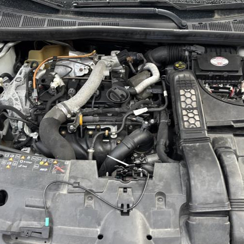 Vehicule-RENAULT-MEGANE%25204%2520PHASE%25201-2017-ecdcd9188b5d5e927117d0439a576f5f78938550dd028f980d84a37711aca653_m.jpg