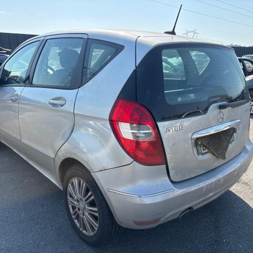 Aile avant gauche