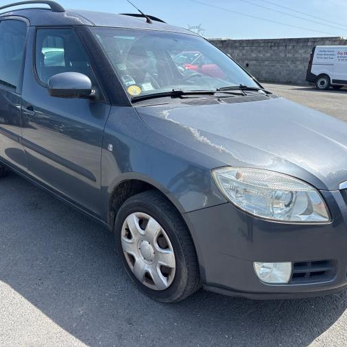 Vehicle-SKODA-ROOMSTER%2520PHASE%25201-2008-ffc7b70d354ec6092883b8f5053510e31995a3a7bbd3f83b1e8dafdddabd5f4d_m.jpg