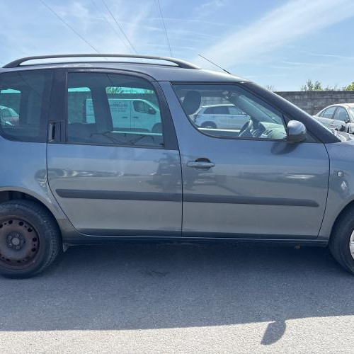 Vehicle-SKODA-ROOMSTER%2520PHASE%25201-2008-b7ef97b974391337ccd5ead738866299a869350ec1c8a0ac17bdf1a8db15e0af_m.jpg