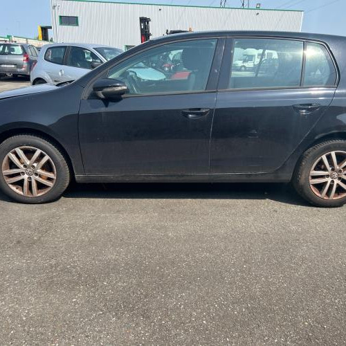 16203155-90923c9ee723dd30e63ddae45d44b5a637ca84635b03552ee0c22353bc590237_m.jpg