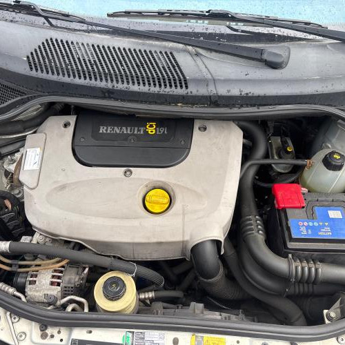 Vehicle-RENAULT-SCENIC%25201%2520PHASE%25202-2002-e21684673755ed73e78423e1750d310fc970b49d7904d316c75ba3fa6f3938de_m.jpg