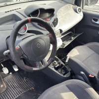 Vehicule-RENAULT-TWINGO%25202%2520PHASE%25201-2009-a9498a890d9e95ffec5d0f4d04718f696856cf386bfa8f01cc586e573d3dce07_m.jpg
