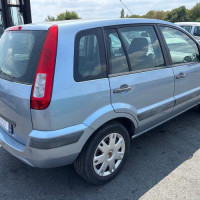 16124740-ff3828ca38da39fd6df174fb27bc3e884ec50a92093fb0440c1fd1dc5fb3f4db_m.jpg