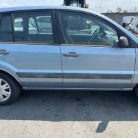 16124740-fb615b099757668f5c17d101070ad9040f064cd1a5c6da2879e2fe45d2c07c79_m.jpg