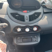 16196243-4c9ba67f0ce9a03e70b6edb978883f197a198871a3da74c930df632b7e98e564_m.jpg