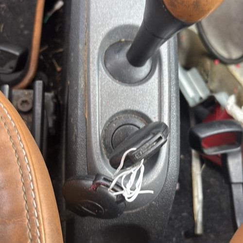 Vehicule-SMART-FORTWO%25202%2520COUPE-2007-ed65a97bd77bbcc1b72b655eed9b3cde51a344e8250dda165602b4540d915e69_m.jpg