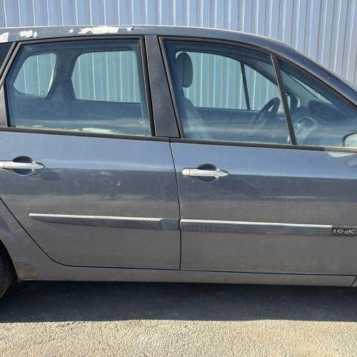 Vehicule-RENAULT-GRAND%2520SCENIC%25202%2520PHASE%25201-2006-38bc26527a3b6c3852438546bbda16cc092976dacaaed38350255bec1b30d12f_m.jpg