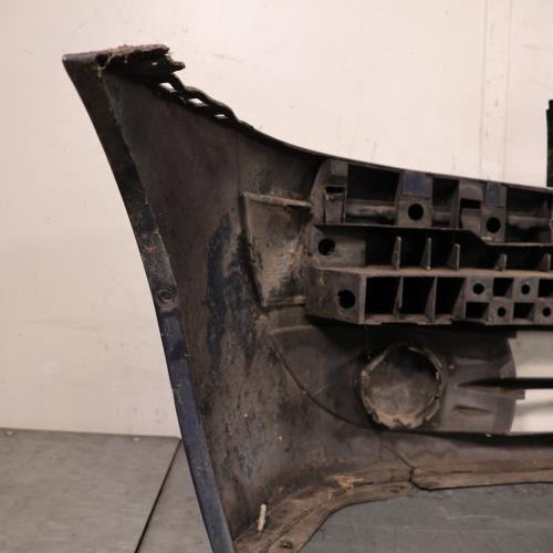 133456238-4cdeda17-39ef-4ecb-a885-f013c4b6c52e-Piece-133456238-Pare-choc-avant-7701476554-RENAULT-CLIO-2-CAMPUS-PHASE-1-15-DCI-8V-TURBO-677a7a934a3d5691185bf779642692479335564e96900678725f54a4eeafec9e_m.JPG