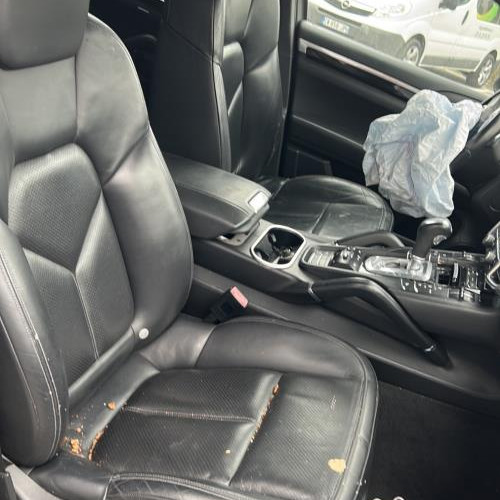 Vehicule-PORSCHE-CAYENNE%25202%2520PHASE%25201-2010-ce307a4e958e83175d6c22b111c02ebd795c2a5f567b282da5e295cc43a68b96_m.jpg