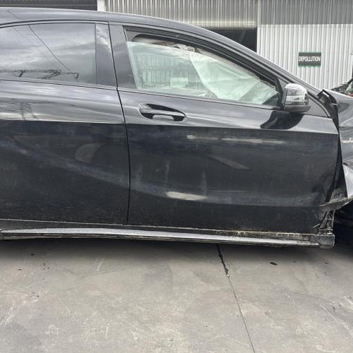 Vehicule-MERCEDES-CLASSE%2520A%2520176%2520PHASE%25201-2015-63e99f7ca156856a347c88e3c767552881f8ce118bb623bd99c96b413317aba3_m.jpg