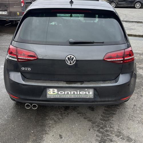 Vehicule-VOLKSWAGEN-GOLF%25207%2520PHASE%25201-2025-282de46d2dc0cdd6a27634f90bacbee2fdae62daacb2e0b3ad2cb19d165b656c_m.jpg