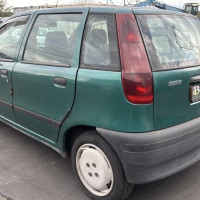 Vehicule-FIAT-PUNTO%25201%2520PHASE%25201-1996-5c5c2f1657b51c04332f518a5e873734bc1c857d58fbe96ea547480b91bfb5f4_m.jpg