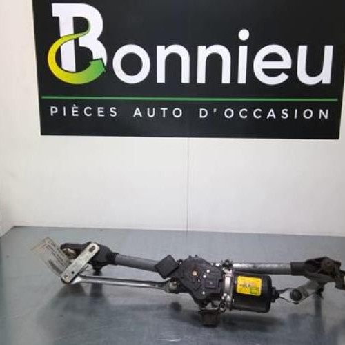 Moteur essuie glace avant