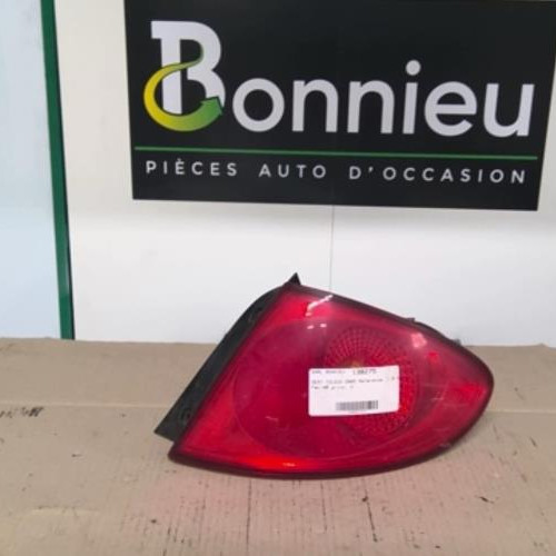 Piece-Feu-arriere-principal-droit-%28feux%29-SEAT-TOLEDO-3-Diesel-a85327c73f89f3f65f34e63e00e3f3a16edaf13914aca6ee61968461a2830143_mtn.jpg