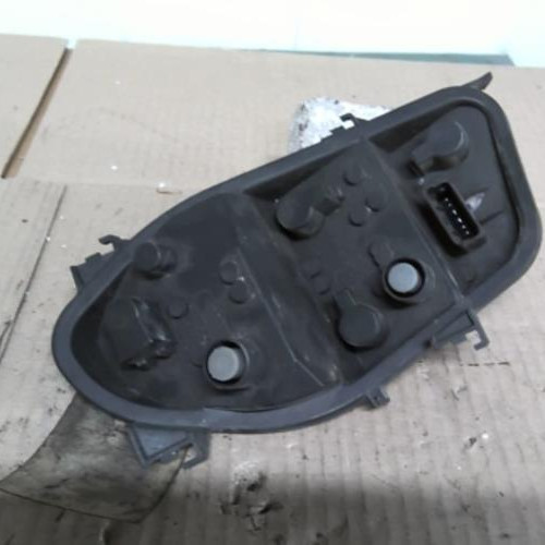 Piece-13951114-Platine-feu-arriere-droit-RENAULT-CLIO-3-PHASE-1-1.5-DCI--8V-TURBO-dfd655feedfd15e8d9405a6097d3af84ee444eaeabc884d7ff3502dd67b3e0e4_mtn.jpg