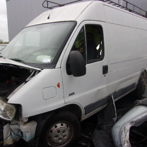 Vehicule-PEUGEOT-BOXER-2-2-2003-971f1eeb3362dfe4ba2a640abc9b4daa83df5783d80ecf19cf7d118ebb00485c.JPG