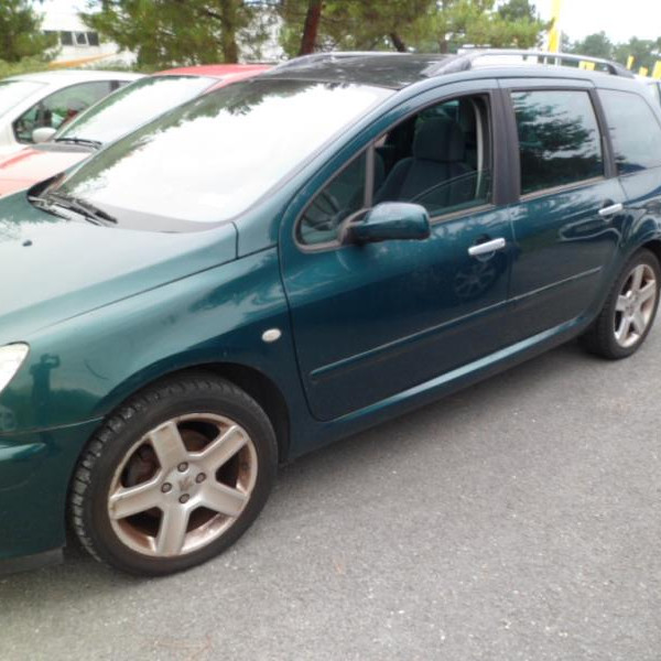 Vehicule-PEUGEOT-307-2-2003-ac82f63a5660ba02983721b1099bef50abb29d599fec1c102c08b980263451b5.JPG