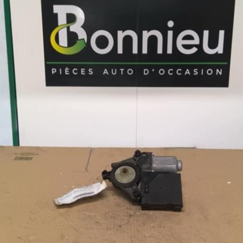 Piece-16655058-Moteur-leve-vitre-avant-droit-VOLKSWAGEN-GOLF-5-2.0-TDI--16V-TURBO-0c120cfcc63720c05112f3fecab5e6574270d8ced7343e584165ea341e1c2b0d_mtn.jpg