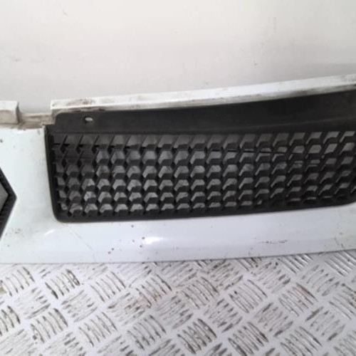 Piece-16980605-Calandre-RENAULT-MASTER-2-PHASE-2-Diesel-721dcbb92a618eba9e385a217a847ef20d70f9f66a877bd25645afa183bcce14_mtn.jpg