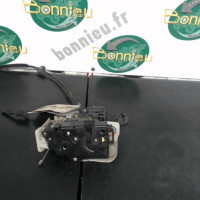 Piece-Fermeture-centralisee-avant-gauche-VOLKSWAGEN-PASSAT-%283B%29-PASSAT-3B3-Diesel-d5915ed7c1514d2eb00cddd5fbd2243b120142ff8f5304195993ae8e3bd03564.jpg