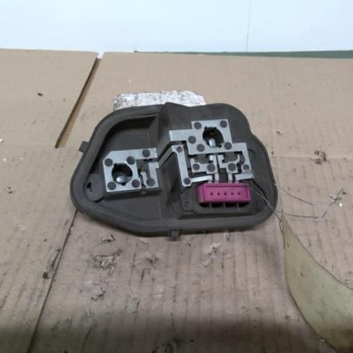Piece-1747875-Platine-feu-arriere-droit-RENAULT-MEGANE-3-PHASE-1-Diesel-1c117a7936889b94f9d1cc189c8a02b533fc08ffc1bf6a5de402e5b7331edbb7_mtn.jpg
