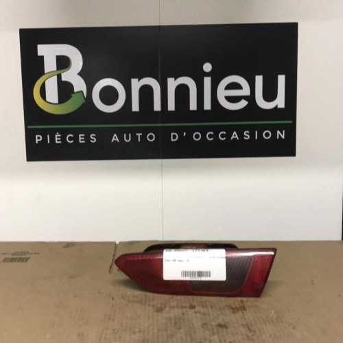 Piece-Feu-arriere-secondaire-droit-%28feux%29-ALFA-ROMEO-156-PHASE-1-7f0d826e2b0b321aaa368ceb31f08b02a37406832fffd880a8e9bd209e0b6ba7_mtn.jpg