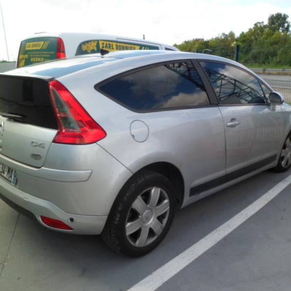 Vehicule-CITROEN-C4-1-6-2005-6dd721fb6462524350c39e74d3cd5c339b33a1ccb057fdca99443573934a4fbf.JPG