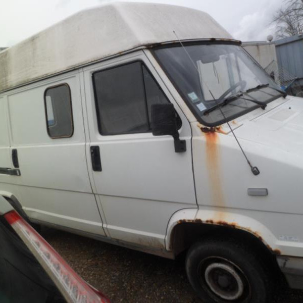 Vehicule-CITROEN-C25-FOURGON-Fourgon-6-5m3-2-1986-6688b76c90c53da6d765deda2386d3563763bde92b7cc282687481c023f1da6e.JPG