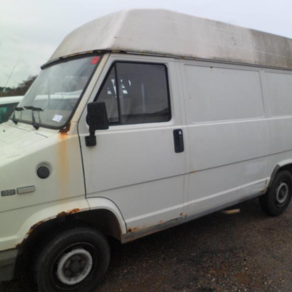 Vehicule-CITROEN-C25-FOURGON-Fourgon-6-5m3-2-1986-08fbfdc92ac072653447dac79ccc14c988a0e82b9eaccb922bbcc954b4ec2222.JPG