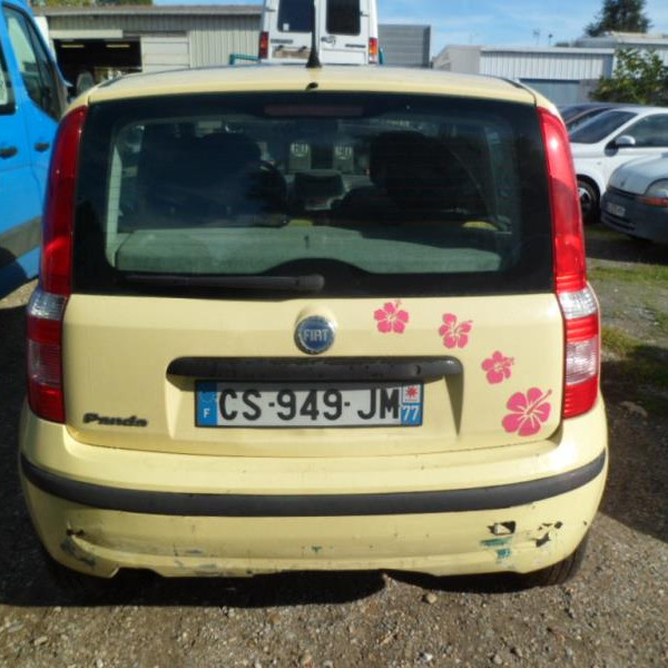 Vehicule-FIAT-PANDA-II-PHASE-1-1-2-2005-1bfd096f31e2dd37acf7f8c110a9ca80bce96cd8add5ed444bb14ea933f8f94b.JPG
