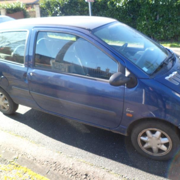 Vehicule-RENAULT-TWINGO-1-2-1995-eb873ee1b7fcee8a2a9b7b8983b5dba434d5cbcd96c08b4ca184135b2bb00945.JPG