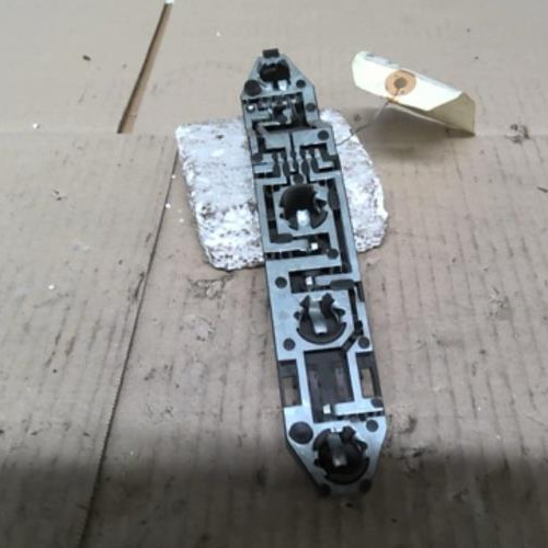 Piece-1833169-Platine-feu-arriere-gauche-RENAULT-MEGANE-2-PHASE-1-BREAK-Diesel-ef85c797f87dfe73ccbcb0b673d540fa15c36fa54d257e6e24ee03e0665c507f_mtn.jpg