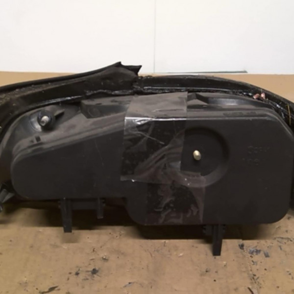 Piece-Feu-arriere-principal-gauche-%28feux%29-635090-PEUGEOT-306-PHASE-2-CABRIOLET-Essence-a50b34026162ce7ec244f7e767bfe84e4df7c7ce853641b1ca3dc5ce460c7608.jpg