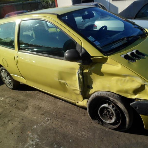 Vehicule-RENAULT-TWINGO-1998-1-1-1999-2af13a46de748ad39ea5cba23d32746ebb257df036718c9f1acecc8992c39523.JPG