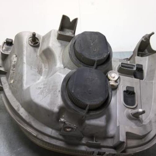 18772713-5835fa08-2915-4dcf-abea-c2a427e778c0-Piece-18772713-Optique-avant-principal-gauche-8200163516-RENAULT-MASTER-2-PHASE-2-Diesel-75e1ef134d7ea8034a3313f41a0e47ec6b397fda6bd2bd12c3149a3c4e5603e4_m.jpg
