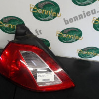 Piece-Feu-arriere-principal-gauche-%28feux%29-RENAULT-MEGANE-II-COUPE-PHASE-1-Diesel-5d0eaadf60bedcb3ab2643fa8c187c2d74d341d387f055e35da371462d668fd9.jpg