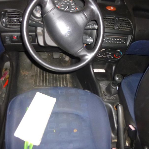Vehicule-PEUGEOT-206-1-9-2002-9804c732d069642c852d712056ac7a72748a436aa4d3ce4be54050645cd15842.JPG