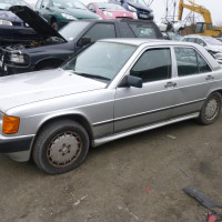 Vehicule-MERCEDES-190-SERIES-%28201%29-190-W-201-.-2-1985-35eeb9e7e6ff7a43426ba5cd6c241ac1759a92fa4c80e2555acdf3229d7b714d.JPG