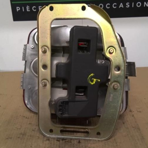Piece-197894-Feu-arriere-principal-gauche-FIAT-BRAVA-Diesel-4b981cba509b9df33a46da9b5971f218d72114147deb37c89041fa2ad26a143d_mtn.jpg