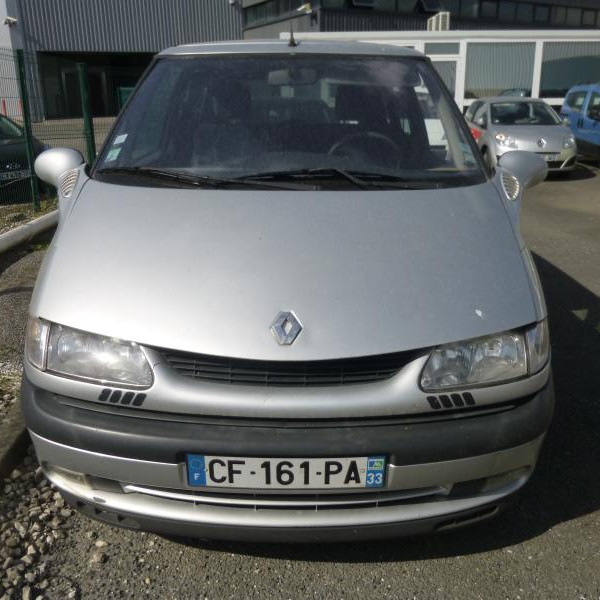 Vehicule-RENAULT-ESPACE-III-2-2-2001-16968a4d4d706786e8fb75667985b916efc65748fb422c568367a94ddbb9f75b.JPG