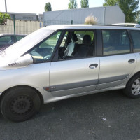 Vehicule-RENAULT-ESPACE-III-2-2-2001-bbe64e1d85a95b6d87ba1ef30d9bae20760cdc9f52418d80592cab5f9f9bfc63.JPG