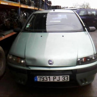 Vehicule-FIAT-PUNTO-II--1-2-2000-b06bfc87c30b1d727fe46c618de9496442e785048152f3f3aace44686c2a4d92.png