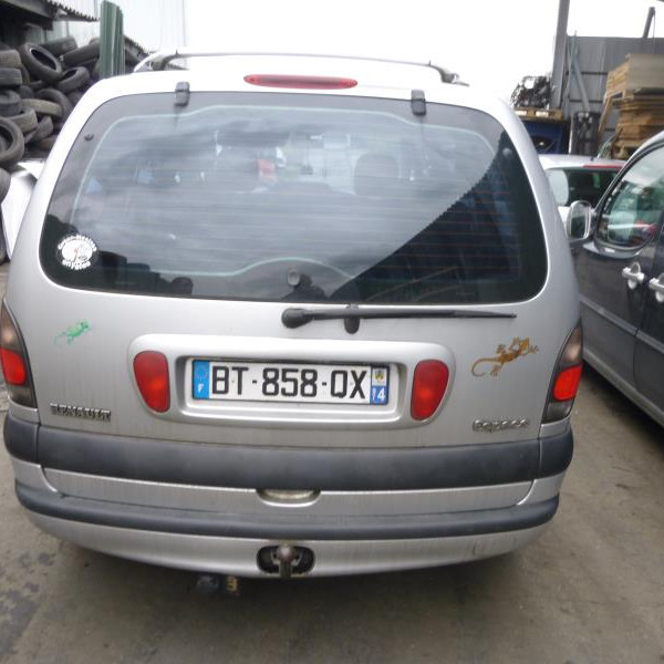 Vehicule-RENAULT-ESPACE-III-2-2-2001-5445f6f3ec59adfaa96e88de5e64e3772e5612b7d57816b3da486a9d085bcb8b.JPG
