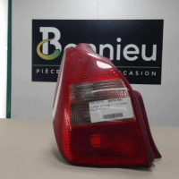 Piece-Feu-arriere-principal-gauche-%28feux%29-6350S7-CITROEN-C2-PHASE-1-Diesel-88ffefce841a6f2c3da81a937621bfe8b5b73d3a84bff32b700595920e12f57e_mtn.jpg