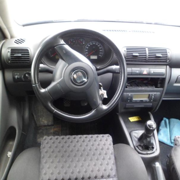 Vehicule-SEAT-LEON-Cupra-1-9-2002-233ced9f75f42217de44f8cf67a283c2344d3f8a354166747c7eb63c3fe8e469.JPG